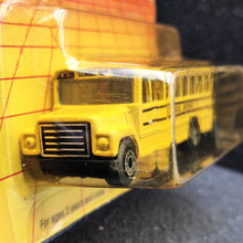 Load image into Gallery viewer, Matchbox 1985 School Bus Yellow Series 1-75 MB47 Long Card
