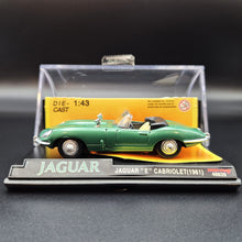 Load image into Gallery viewer, New-Ray 1961 Jaguar E Type Cabriolet Green #48839 1:43 Die Cast Model
