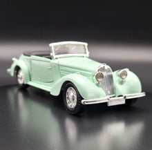 Load image into Gallery viewer, Solido Age D&#39;or 1936 Talbot T23 Cabriolet Pale Green #4003 1:43 Die Cast Model
