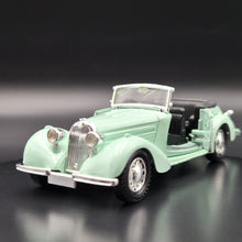 Load image into Gallery viewer, Solido Age D&#39;or 1936 Talbot T23 Cabriolet Pale Green #4003 1:43 Die Cast Model
