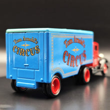 Load image into Gallery viewer, Lledo Days Gone Circus 3 Piece Collection Set #CR 1003 - Fossetts, Arnold&#39;s &amp; Smart&#39;s Circus
