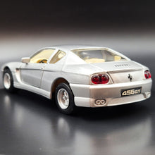 Load image into Gallery viewer, Maisto 1992 Ferrari 456 GT Silver 1:39 Shell Collezione Die Cast Car
