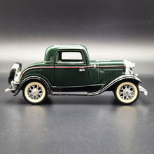 Load image into Gallery viewer, Superior Sunnyside 1932 Ford 3-Window Coupe Dark Green 1:30 SS 5744 Die Cast Model - Rare
