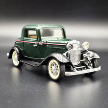 Load image into Gallery viewer, Superior Sunnyside 1932 Ford 3-Window Coupe Dark Green 1:30 SS 5744 Die Cast Model - Rare

