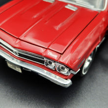 Load image into Gallery viewer, Superior Sunnyside 1968 Chevrolet Chevelle SS 396 Red 1:24 SS 5744 Die Cast Model
