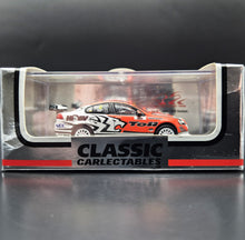 Load image into Gallery viewer, Classic Carlectables 2009 Holden VE Commodore Holden Racing Team Tander/Davison Bathurst 1000 Winner 1:64 Model
