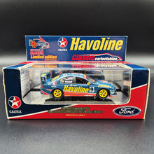 Load image into Gallery viewer, Classic Carlectables 2002 Ford AU Falcon Havoline David Besnard #2009-3 1:43 Model
