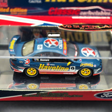 Load image into Gallery viewer, Classic Carlectables 2002 Ford AU Falcon Havoline David Besnard #2009-3 1:43 Model
