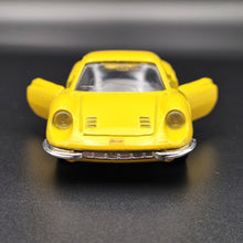 Load image into Gallery viewer, Maisto 1974 Ferrari Dino Yellow 1:36 Shell Collezione Die Cast Car
