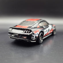 Load image into Gallery viewer, Hot Wheels 2018 2015 Ford Mustang GT Black #80 HW Speed Graphics 4/10
