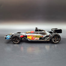 Load image into Gallery viewer, Hot Wheels 2012 Indy 500 Oval Black #42 2012 New Models
