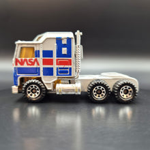 Load image into Gallery viewer, Matchbox 1984 Kenworth Aerodyne Silver Convoy CY-2 NASA
