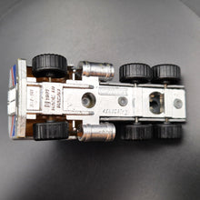 Load image into Gallery viewer, Matchbox 1984 Kenworth Aerodyne Silver Convoy CY-2 NASA
