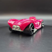 Load image into Gallery viewer, Hot Wheels 2015 16 Angles Magenta #168 HW Race
