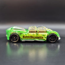 Load image into Gallery viewer, Hot Wheels 2015 What-4-2 Clear Green Happy Halloween 4/4
