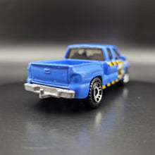 Load image into Gallery viewer, Matchbox 2013 1999 Chevrolet Silverado Blue Construction 5 Pack Exclusive
