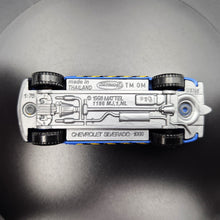 Load image into Gallery viewer, Matchbox 2013 1999 Chevrolet Silverado Blue Construction 5 Pack Exclusive
