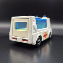 Load image into Gallery viewer, Matchbox 1972 Stretcha Fetcha Ambulance #MB46 Matchbox 1-75 Superfast
