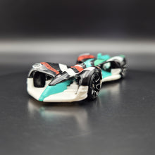 Load image into Gallery viewer, Hot Wheels 2021 Roborace Robocar Black #152 HW Green Speed 2/5
