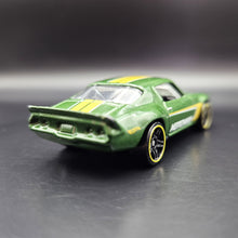 Load image into Gallery viewer, Hot Wheels 2018 &#39;70 Camaro Green #28 HW Speed Graphics 7/10
