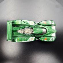 Load image into Gallery viewer, Hot Wheels 2014 24 Ours Green #164 HW Race-Track Aces
