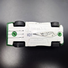 Load image into Gallery viewer, Hot Wheels 2014 24 Ours Green #164 HW Race-Track Aces

