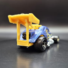 Load image into Gallery viewer, Hot Wheels 2022 Fiat 500C Dark Blue HW Exposed Engines 5 Pack Exclusive
