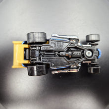 Load image into Gallery viewer, Hot Wheels 2022 Fiat 500C Dark Blue HW Exposed Engines 5 Pack Exclusive
