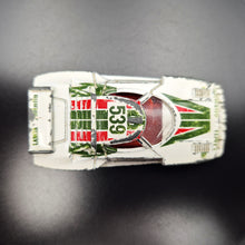 Load image into Gallery viewer, Tomica 1978 Lancia Stratos Turbo White #F66 1:62
