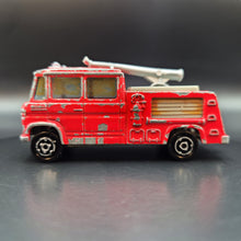 Load image into Gallery viewer, Majorette 1982 Mercedes-Benz T2 Pompier Aeroport Fire Truck Red #258 Series 200
