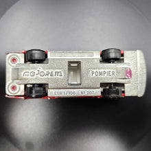 Load image into Gallery viewer, Majorette 1986 Pompier Ladder Fire Truck Red #207 Series 200

