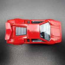 Load image into Gallery viewer, Bburago 1990 Lamborghini Countach 500 S Red #4137 1:43 Die Cast 4100 Series
