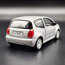 Load image into Gallery viewer, Welly 2003 Citroen C2 Silver #42351 1:36 Collection Series
