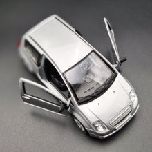 Load image into Gallery viewer, Welly 2003 Citroen C2 Silver #42351 1:36 Collection Series
