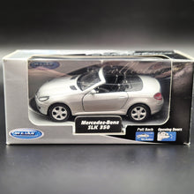 Load image into Gallery viewer, Welly 2010 Mercedes-Benz SLK 350 Silver #42358 1:36 Collection Series
