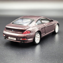 Load image into Gallery viewer, Welly 2010 BMW 645Ci Dark Violet #2353 1:36 Collection Series
