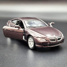 Load image into Gallery viewer, Welly 2010 BMW 645Ci Dark Violet #2353 1:36 Collection Series
