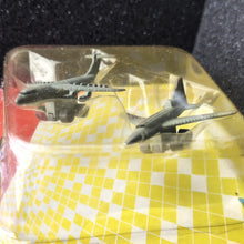 Load image into Gallery viewer, Micro Champs Micro Jets - USAF C-17 &amp; Soviet Jet - 2 Pack
