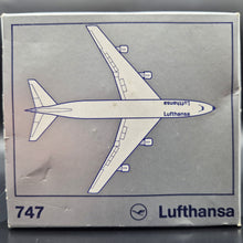 Load image into Gallery viewer, Schabak - Lufthansa Boeing 747-100 - #901/1 1:600 Die Cast Plane
