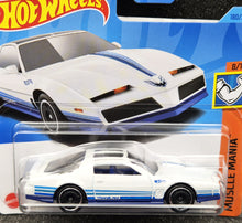 Load image into Gallery viewer, Hot Wheels 2023 &#39;84 Pontiac Firebird White #180 Muscle Mania 8/10 New

