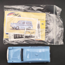 Load image into Gallery viewer, Vanguards 1960 Ford Thames 307E Anglia Van Hotpoint Spares &amp; Service #VA4002 1:43 1950-60&#39;s Classic Vehicles

