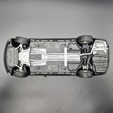 Load image into Gallery viewer, Welly 2002 BMW 745i #2512 Black 1:18 Die Cast Car
