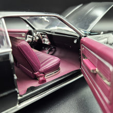 Load image into Gallery viewer, Road Signature 1966 Oldsmobile Tornado Black #92718 1:18 Die Cast Car
