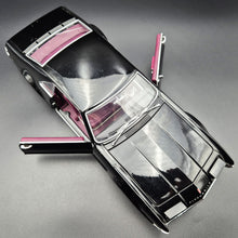 Load image into Gallery viewer, Road Signature 1966 Oldsmobile Tornado Black #92718 1:18 Die Cast Car
