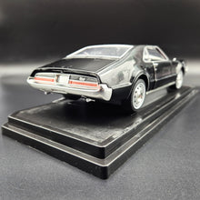 Load image into Gallery viewer, Road Signature 1966 Oldsmobile Tornado Black #92718 1:18 Die Cast Car
