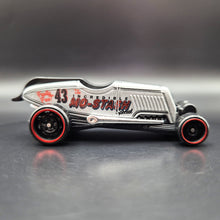 Load image into Gallery viewer, Hot Wheels 2024 Mo-Stash Grey #73 Experimotors 4/5
