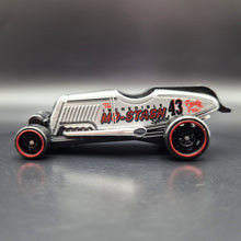Load image into Gallery viewer, Hot Wheels 2024 Mo-Stash Grey #73 Experimotors 4/5
