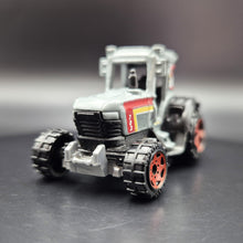 Load image into Gallery viewer, Matchbox 2008 Tractor Grey Farm 5 Pack Loose
