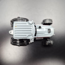 Load image into Gallery viewer, Matchbox 2008 Tractor Grey Farm 5 Pack Loose
