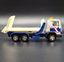 Load image into Gallery viewer, Matchbox 1987 Leyland Car Recovery Truck K-104 White/Blue Super Kings
